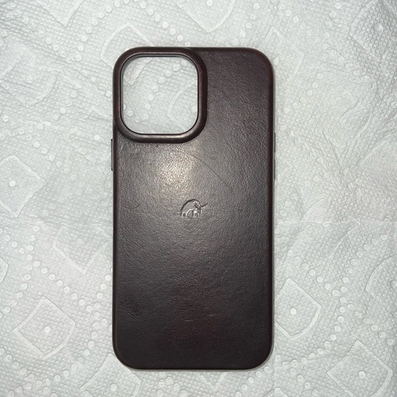 Mag safe leather case for I phone 13 pro max - Picture 1 of 4